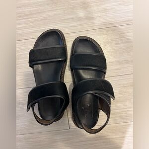 Marni Fussbett Sandals with Calf Fur in Black